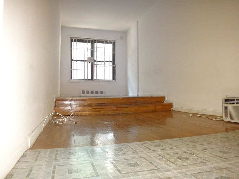 1st image of 239 E 77th St APT B