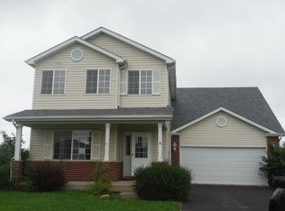 834 Blackhawk Dr, Braidwood, IL