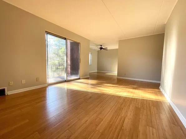 5140 E Willock Rd, Pittsburgh, PA 15236