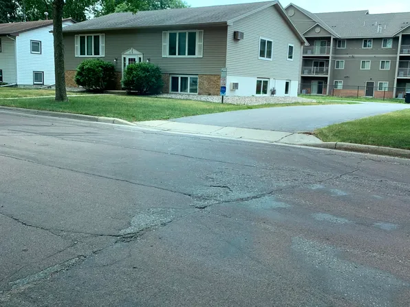 149 E Welcome Ave #4, Mankato, MN 56001