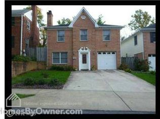 2 Redgate Ct, Silver Spring, MD 20905