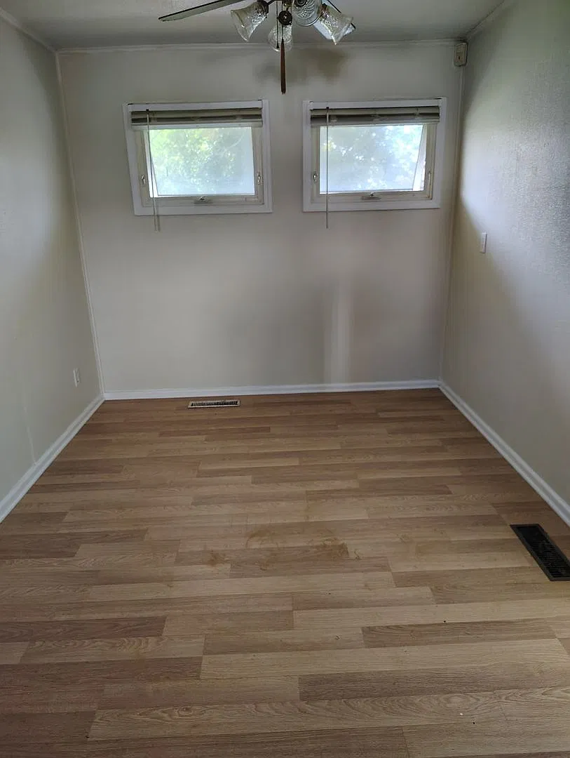 2 bedroom newly renovated — Photo 4