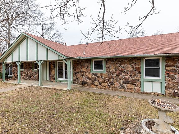 3rd image of 13903 E Crestview Dr