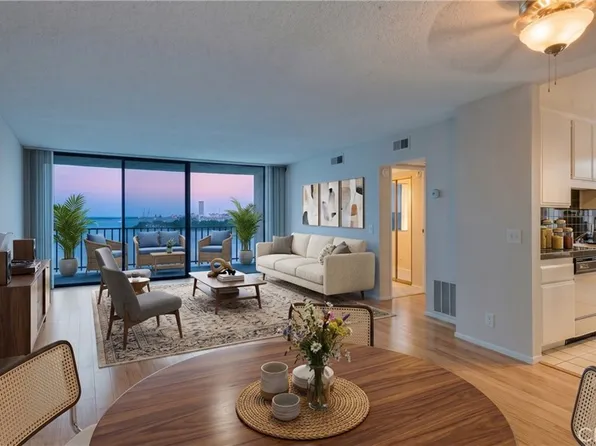 1140 E Ocean Blvd, Long Beach, CA 90802