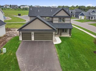 17801 Evershed Way, Lakeville, MN 55044