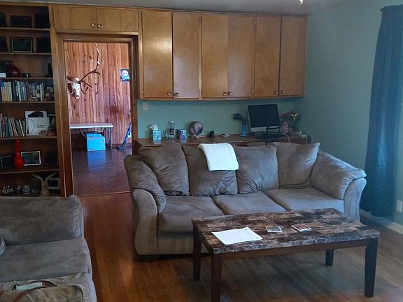 4th image of 1204 Juniper Dr