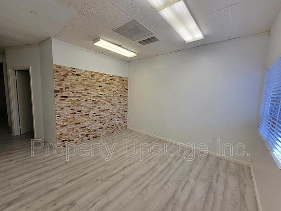 4th image of 1901 Railroad Ave Suite D