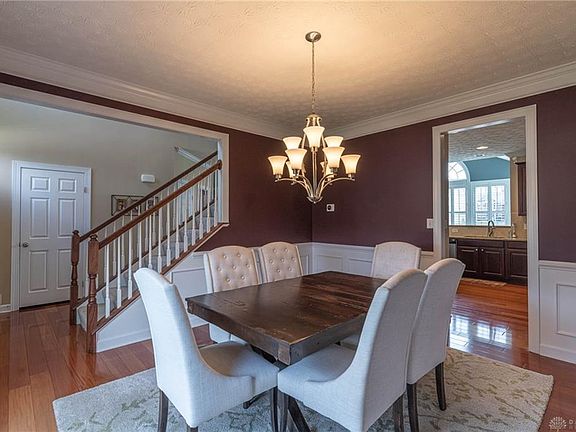 3rd image of 9388 Oak Brook Dr