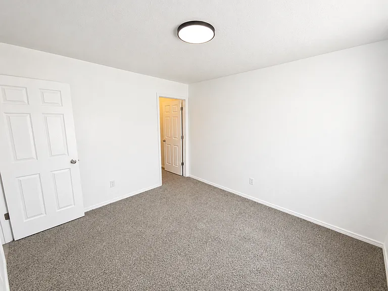 4201 Arctic St — Photo 12