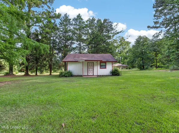 927 Crooked Creek Rd, Silver Creek, MS 39663