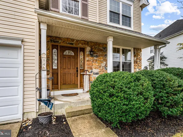 54 Colts Gait Rd, Marlton, NJ 08053