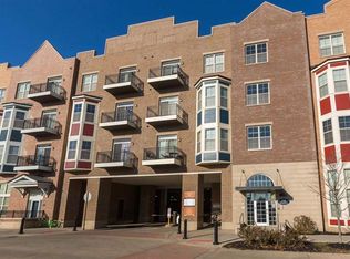 1145 Napoleon St APT 401, South Bend, IN 46617