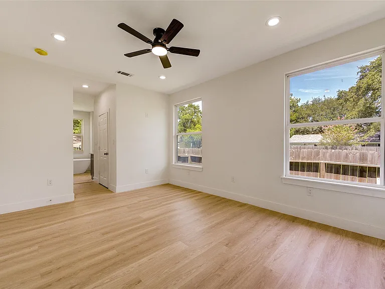 508 Georgia St — Photo 27