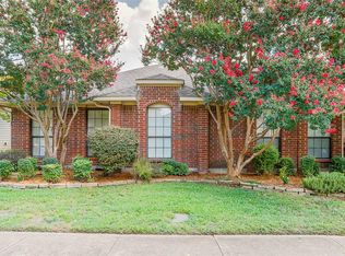 18920 Waterway Rd, Dallas, TX 75287