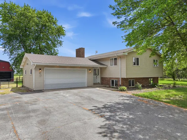 13875 Delaware St, Crown Point, IN 46307