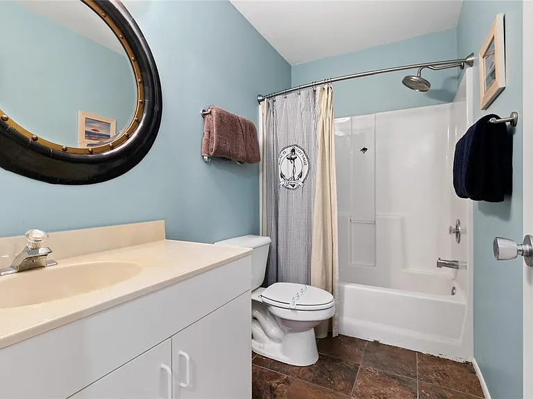 2511 Avenue C #WEST — Photo 14