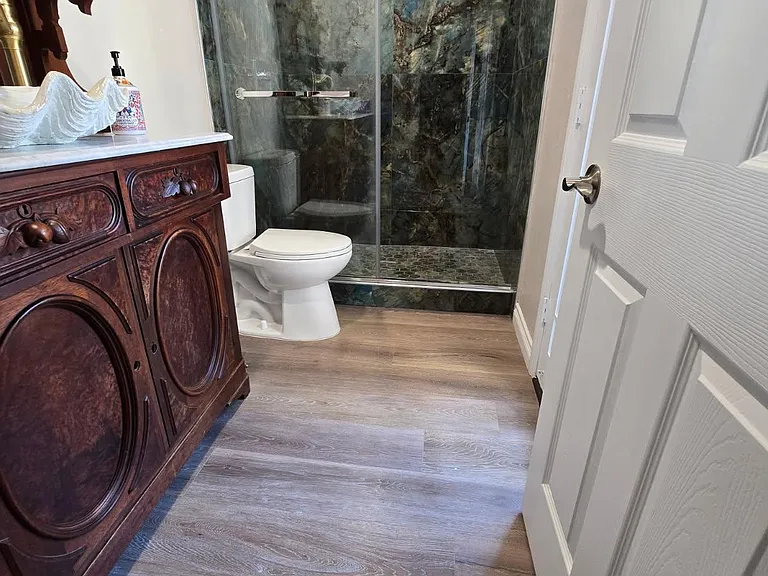 Bathroom #2