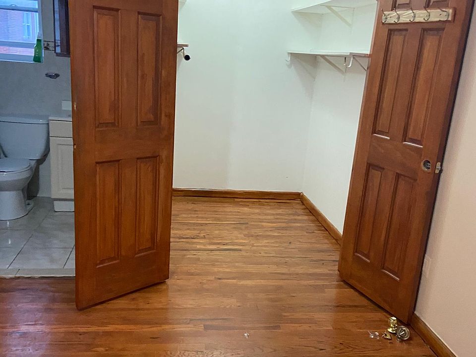 1st image of 9119 222nd St