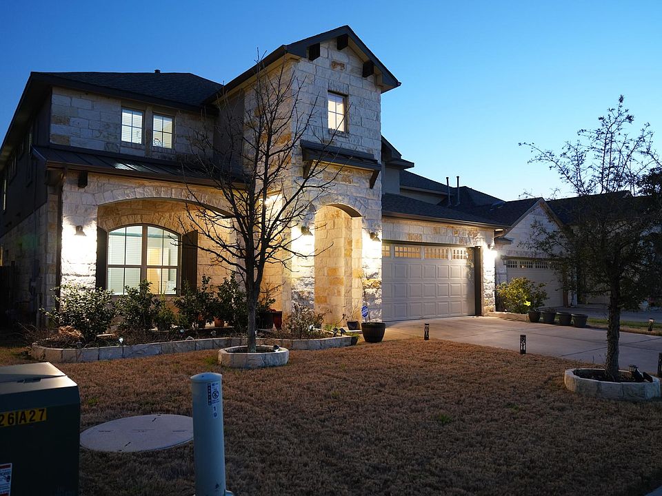 1st image of 2404 Muzzie Ln