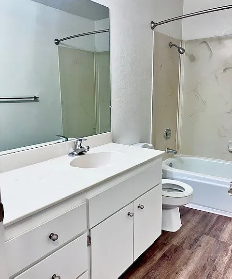 Cowell Terrace Apartments — Photo 15