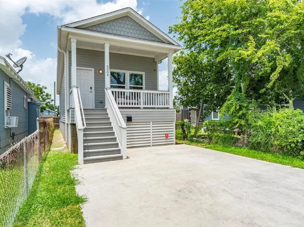 5004 Avenue L, Galveston, TX 77551