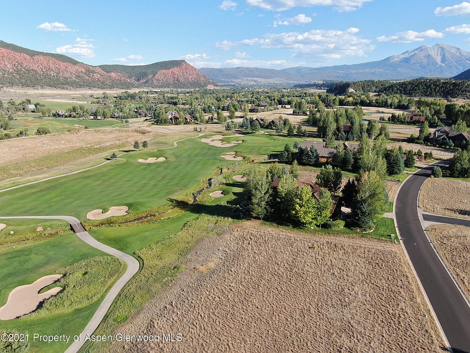 2nd image of 174 Saddleback Rd
