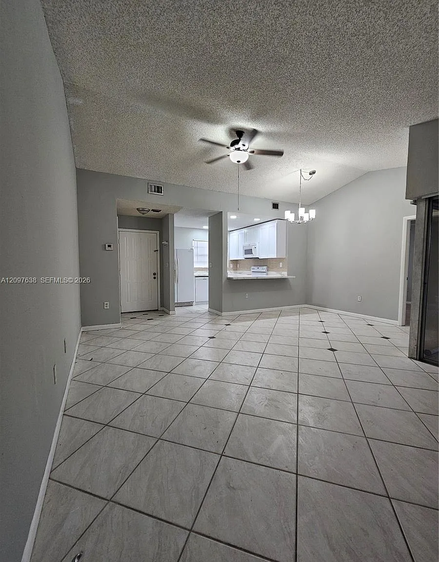 Sierra Ridge Condo A — Photo 3