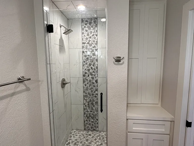 414 E Elm St #101 — Photo 8