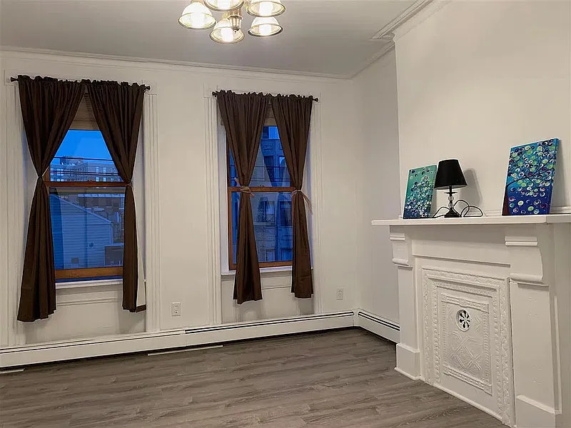 50 Bright St #3L