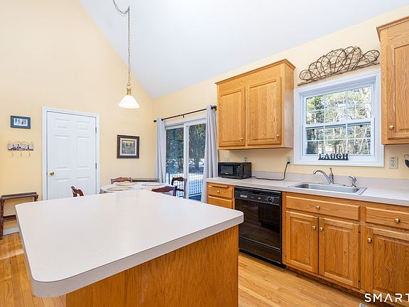 3rd image of 22 Stafford Road