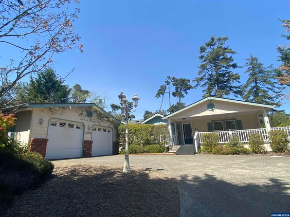 433 Sherwood Loop, Florence, OR 97439