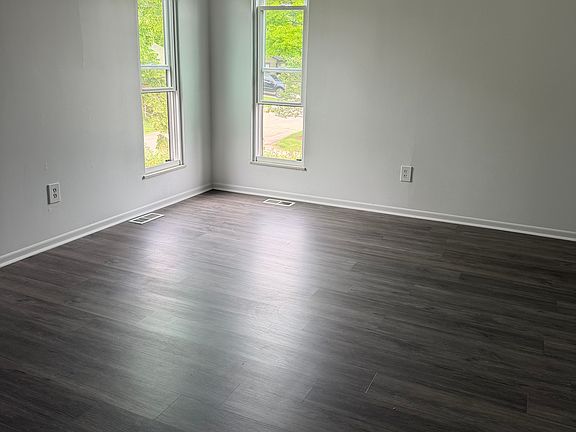 4th image of 2921 Prospect Point Dr