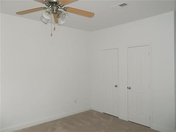 5th image of 5201 Savannah Ln
