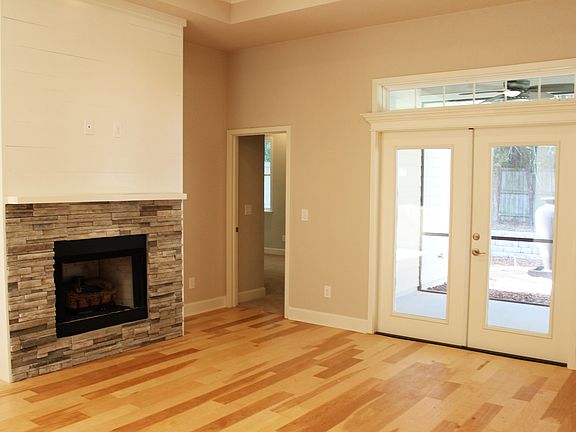 3rd image of 13555 NW 5th Ln