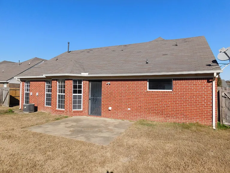 2469 Lasonya Ln — Photo 26