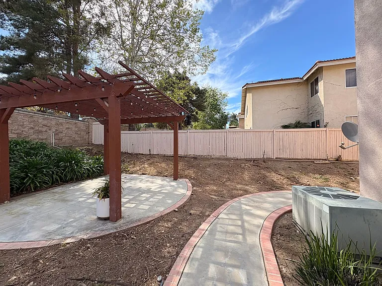 1456 Pinewood Dr — Photo 53