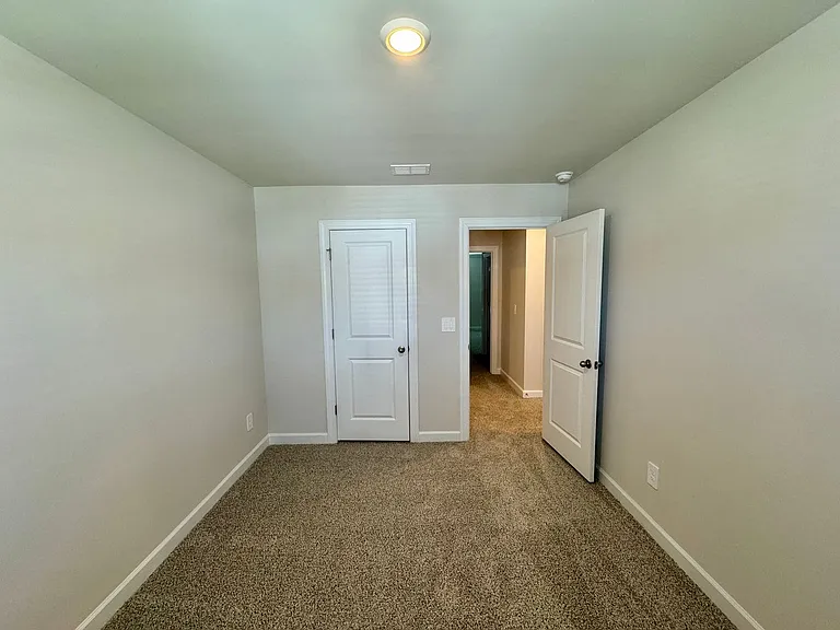 1720 Braemar Village Dr — Photo 14