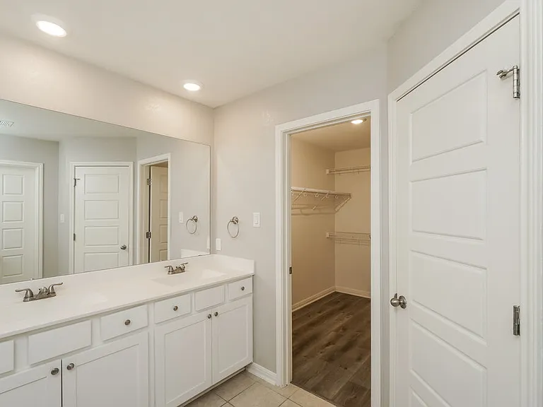 11655 Bakersfield Pass — Photo 11