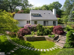 110 W Ferry Rd, Yardley, PA 19067