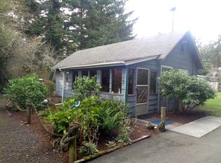 90687 Libby Ln, Coos Bay, OR 97420