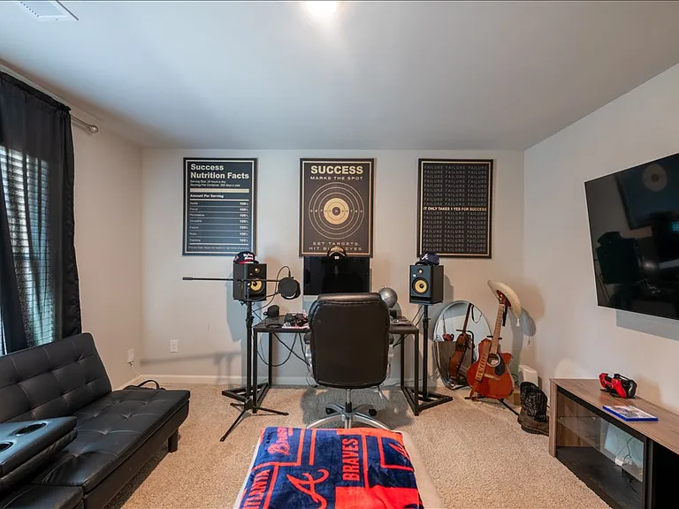 2514 Piering Dr — Photo 26