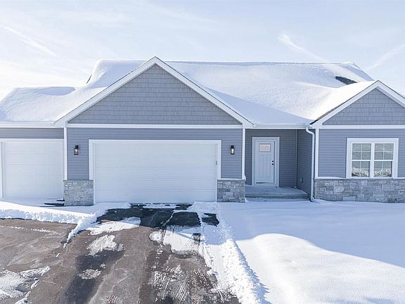2nd image of 1739 East Kyle Circle