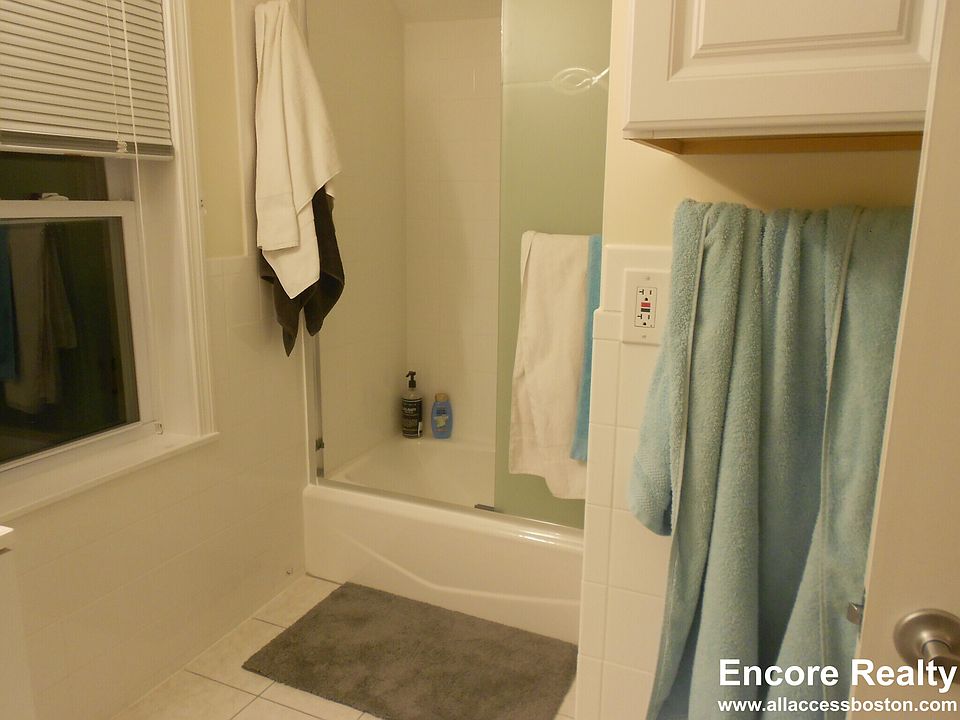 1st image of 63 Fairbanks St #6
