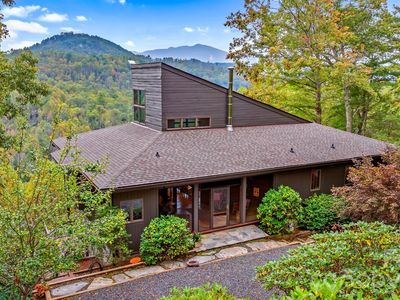 496 English Ln, Bakersville, NC, 28705