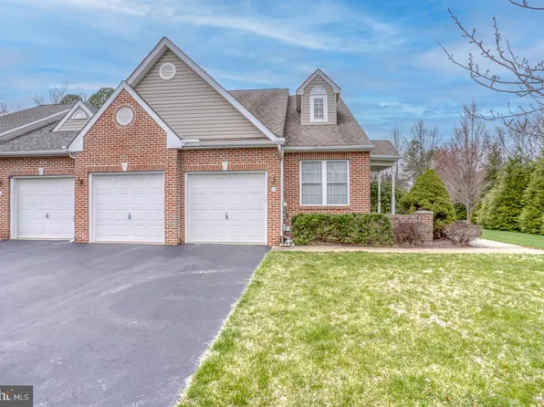 200 W Red Lion Dr, Bear, DE 19701