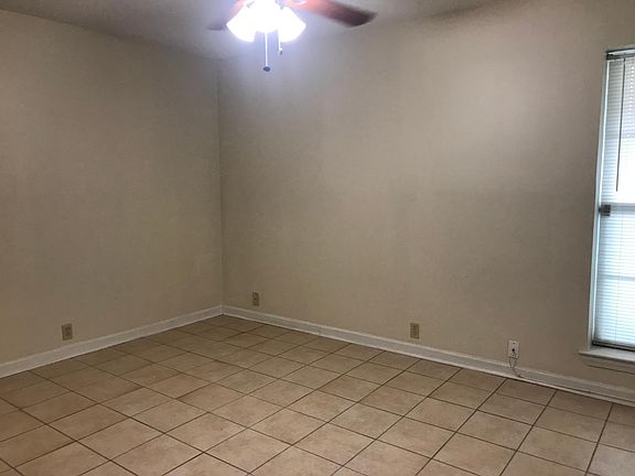2nd image of 2500 Manson Ave APT 315