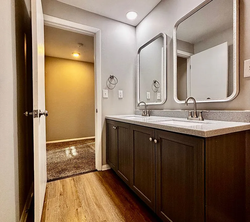 Flowerdale Townhomes