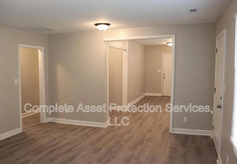 2873 New Hampshire St — Photo 6