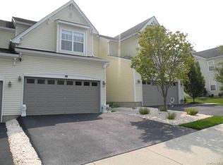 46 Avoncroft Ln, Middletown, NY 10940