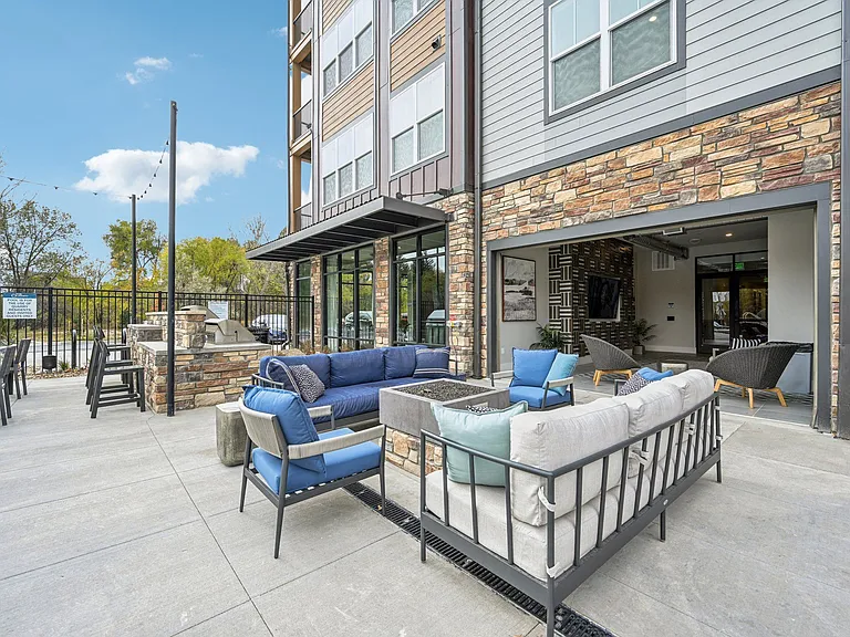 The Quarry Luxury Apartments — Photo 38